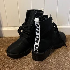 Kendall & Kylie 818 Combat Boots